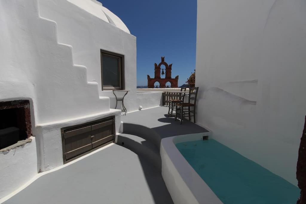 Astrea Suites "Ostria Cave Villa-Outdoor Jacuzzi" Oía Eksteriør billede