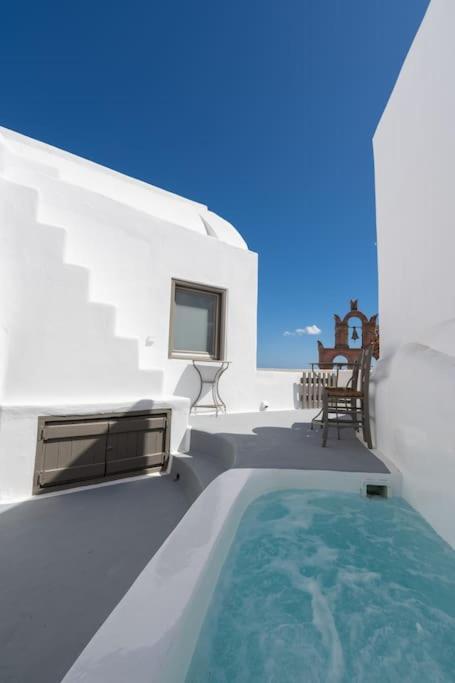 Astrea Suites "Ostria Cave Villa-Outdoor Jacuzzi" Oía Eksteriør billede